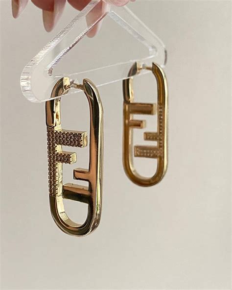 fendi küpe